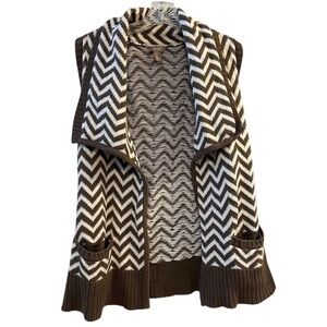 Chico's Women's Chevron Sweater‎ Vest Size 0 Taupe White Sleeveless